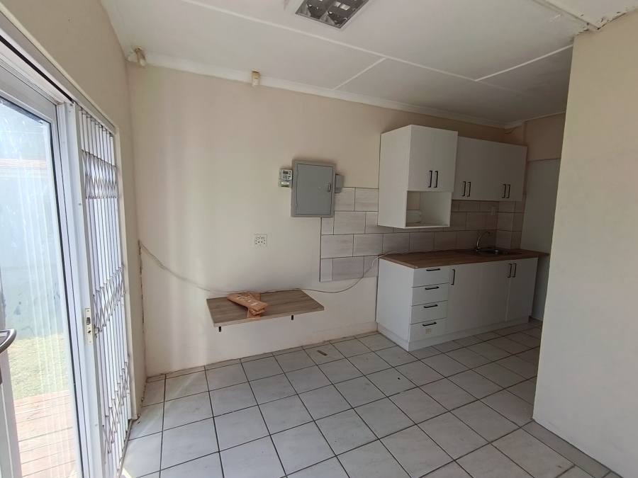 4 Bedroom Property for Sale in Berea Eastern Cape